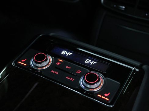 Used 2016 Audi A8 L 4.0T w/ Driver Assistance Package image 35