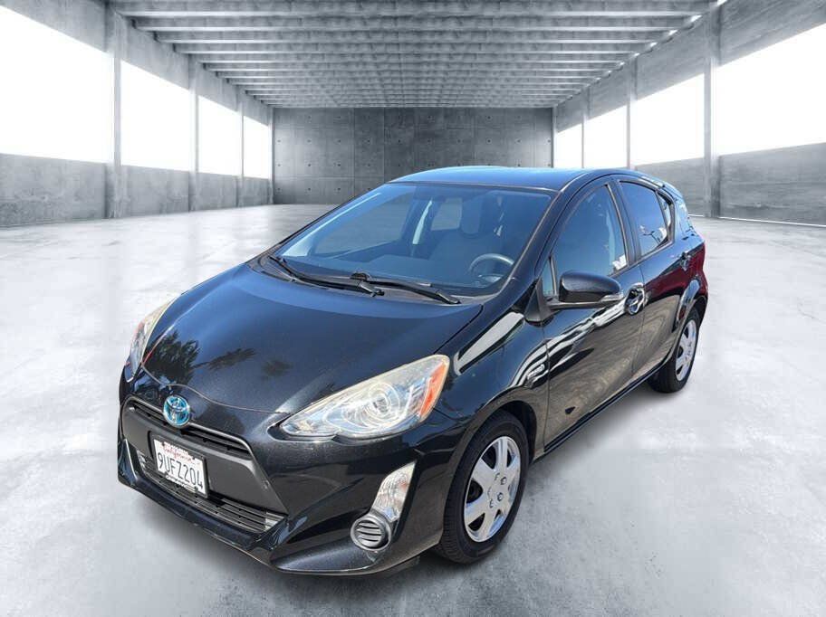 Used 2015 Toyota Prius C One FWD image 1