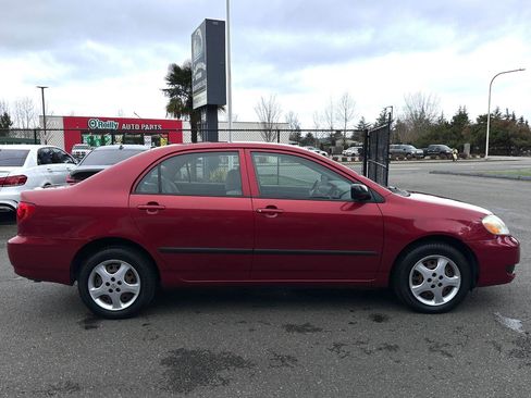 Used 2005 Toyota Corolla Sedan image 10