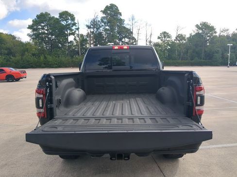 Used 2024 RAM 2500 Laramie w/ Night Edition AWD/4WD image 6
