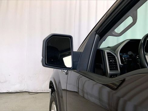 Used 2019 Ford F150 Lariat AWD/4WD image 10