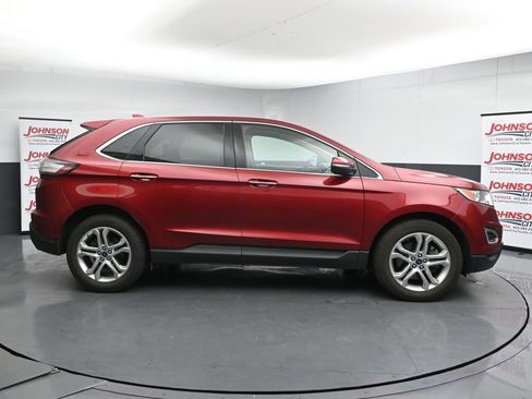 Used 2018 Ford Edge Titanium w/ Equipment Group 301A AWD/4WD image 9