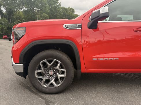 New 2025 GMC Sierra 1500 SLE w/ Preferred Package image 20