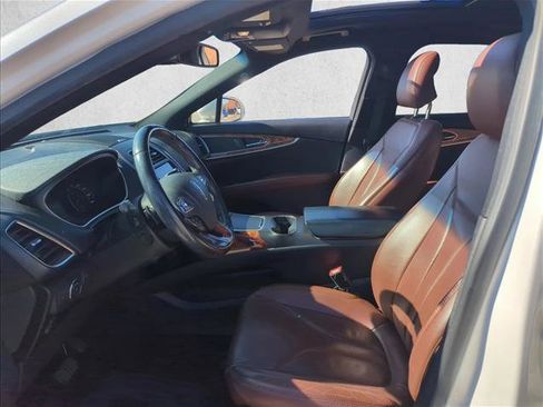 Used 2016 Lincoln MKX Reserve w/ Climate Package image 13