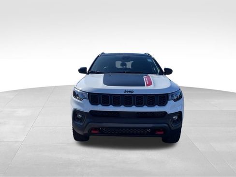 New 2026 Jeep Compass Trailhawk w/ Sun, Sound & Navigation Group image 8