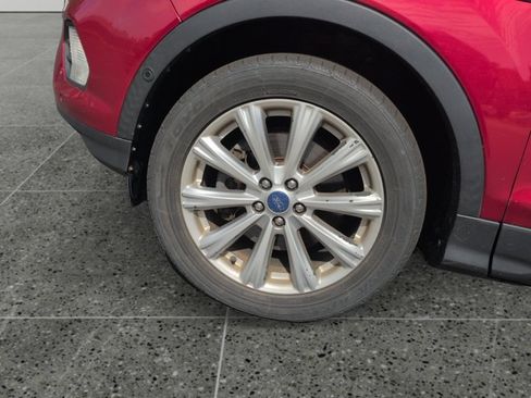 Used 2017 Ford Escape Titanium w/ Equipment Group 301A AWD/4WD image 14