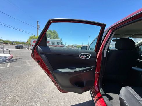 Used 2019 Nissan Sentra SV image 10