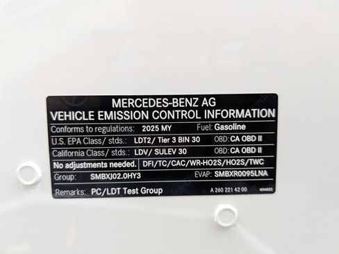 Used 2025 Mercedes-Benz GLA 250 4MATIC image 25