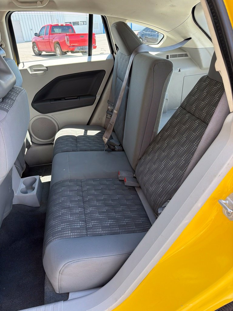 Used 2007 Dodge Caliber SXT FWD image 28