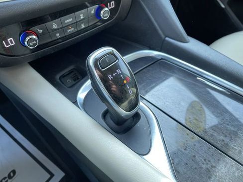 Used 2020 Buick Enclave Essence image 15