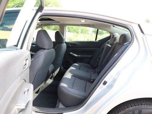 Used 2025 Nissan Altima 2.5 SV w/ SV Special Edition Package AWD/4WD image 20