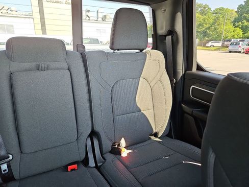 Used 2021 RAM 1500 Big Horn AWD/4WD image 15