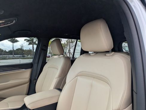 Used 2024 Jeep Grand Cherokee Limited image 20