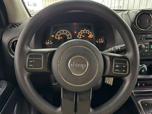 Used 2016 Jeep Compass Sport w/ Power Value Group AWD/4WD image 29