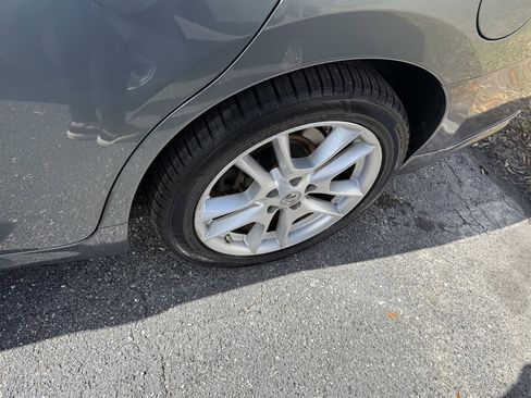 Used 2009 Nissan Maxima 3.5 SV image 8