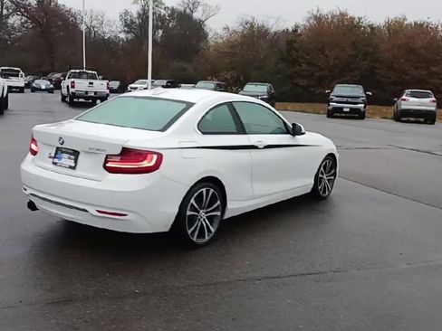 Used 2017 BMW 230i Coupe image 8