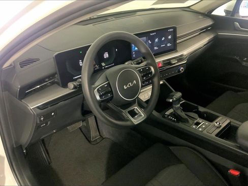 Used 2025 Kia K5 LXS FWD image 14