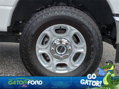 Used 2025 Ford F350 XLT image 11