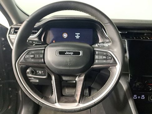 Used 2023 Jeep Grand Cherokee L Limited image 15