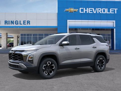 Used 2026 Chevrolet Equinox ACTIV FWD image 2