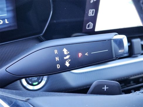 New 2026 Chevrolet Equinox LT w/ Convenience Package II image 26