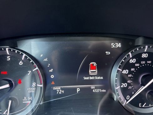 Used 2022 Toyota Highlander XLE image 22