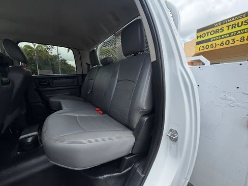 Used 2017 RAM 5500 Tradesman w/ Payload Upgrade Package AWD/4WD image 20