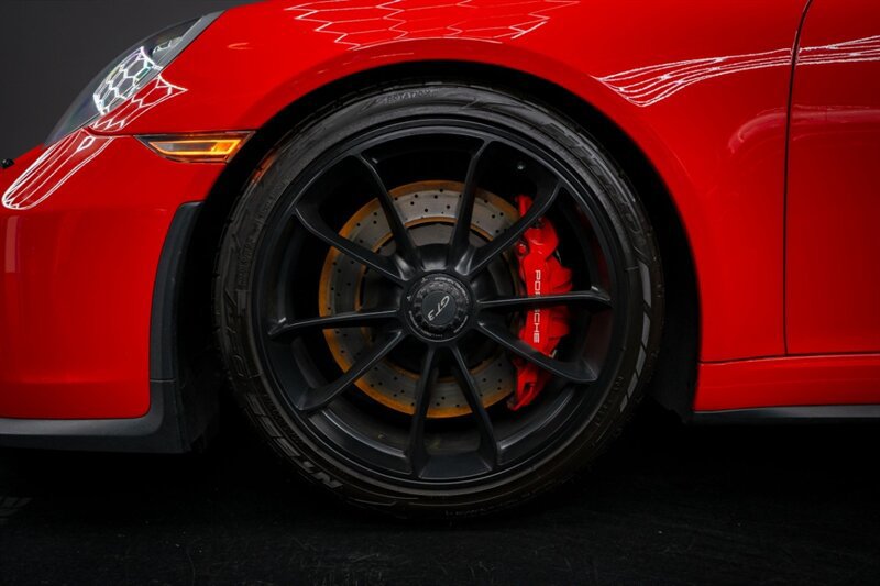 Used 2018 Porsche 911 GT3 w/ Sport Chrono Package RWD image 13