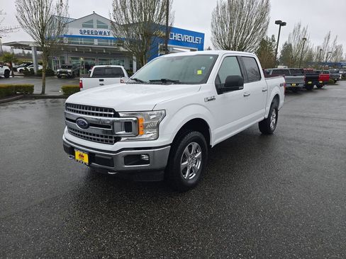 Used 2019 Ford F150 XLT w/ Equipment Group 301A Mid image 2
