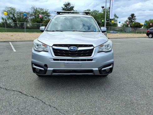 Used 2017 Subaru Forester 2.5i Premium AWD/4WD image 10