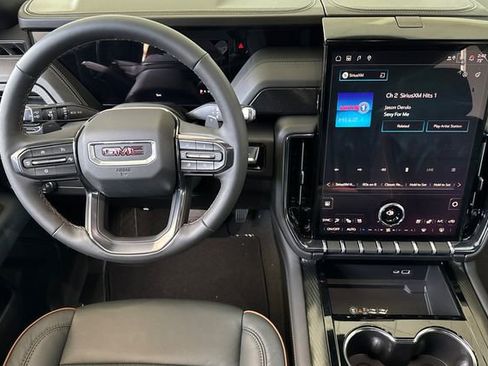 New 2026 GMC Yukon AT4 AWD/4WD image 12