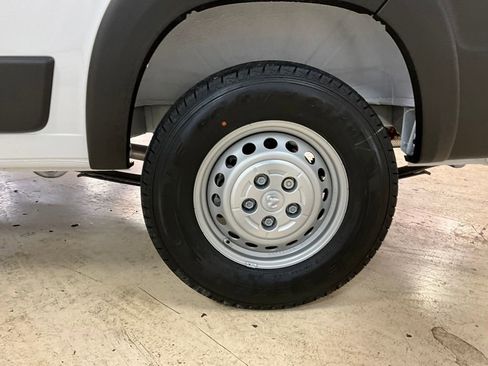New 2026 RAM ProMaster 2500 w/ Convenience Group image 15