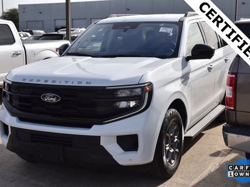 Certified 2025 Ford Expedition Active image 2