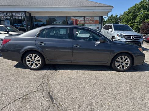 Used 2008 Toyota Avalon Touring FWD image 5