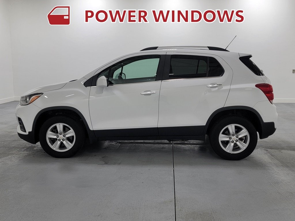 Used 2018 Chevrolet Trax LT w/ LT Convenience Package AWD/4WD image 5