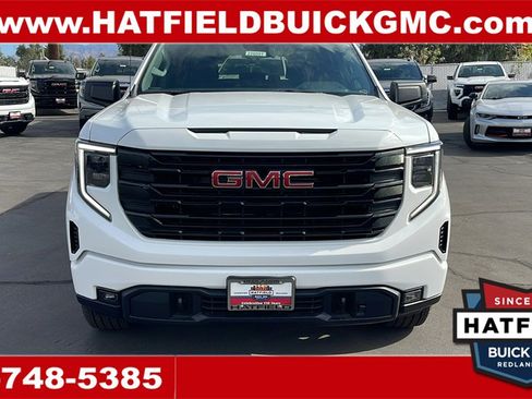 New 2026 GMC Sierra 1500 Elevation image 8