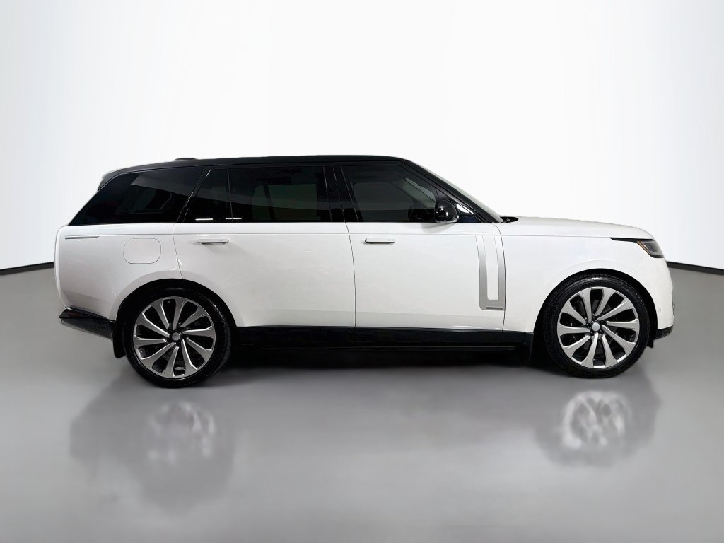 Certified 2024 Land Rover Range Rover Long Wheelbase Autobiography AWD/4WD image 4