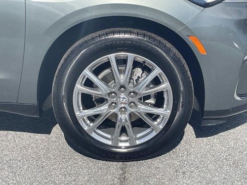 Used 2023 Buick Enclave Essence w/ Experience Buick Package image 9