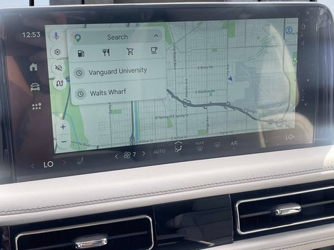 Used 2026 Lincoln Aviator Reserve AWD/4WD image 26