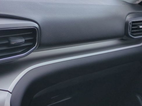 Certified 2021 Ford Explorer XLT w/ Equipment Group 202A image 15