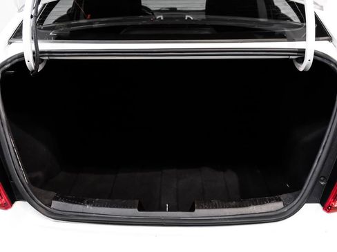 Used 2019 Chevrolet Sonic LT w/ Convenience Package image 51