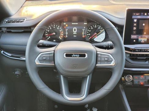 New 2026 Jeep Compass Limited image 20