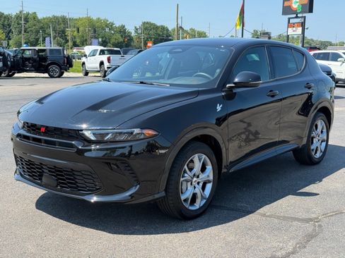 Used 2024 Dodge Hornet R/T AWD/4WD image 4
