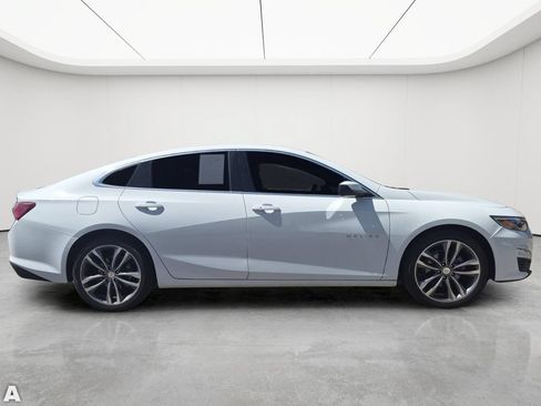 Used 2022 Chevrolet Malibu LT FWD image 7