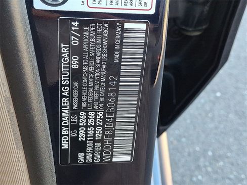 Used 2014 Mercedes-Benz E 350 4MATIC Sedan image 30