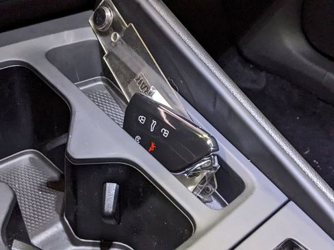 New 2026 Volkswagen Tiguan SE R-Line image 20