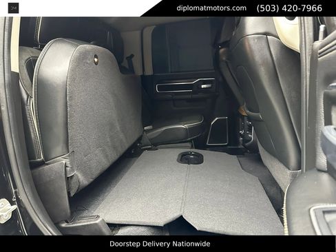Used 2024 RAM 2500 Laramie AWD/4WD image 23