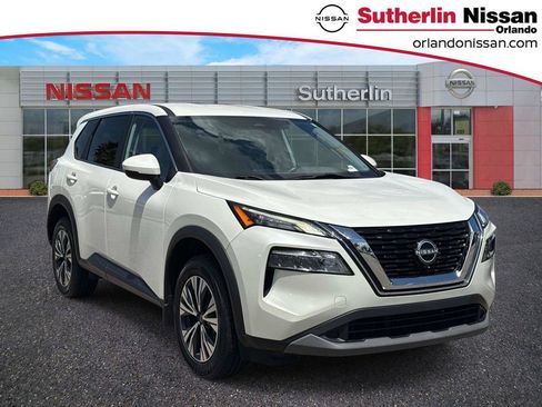 Certified 2023 Nissan Rogue SV FWD image 1