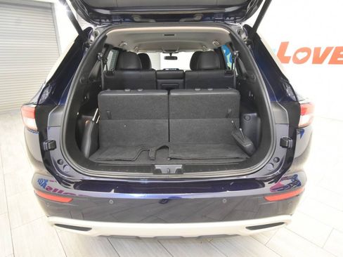 Used 2023 Mitsubishi Outlander SE AWD/4WD image 33