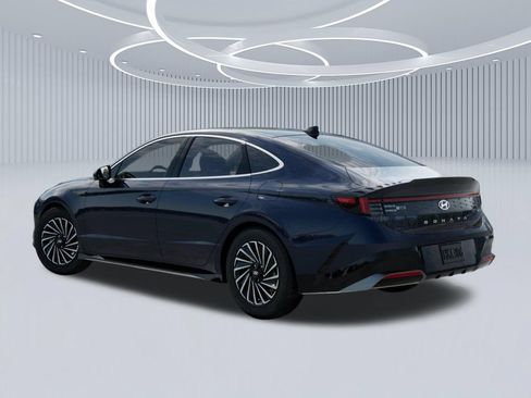 New 2026 Hyundai Sonata Limited FWD image 5